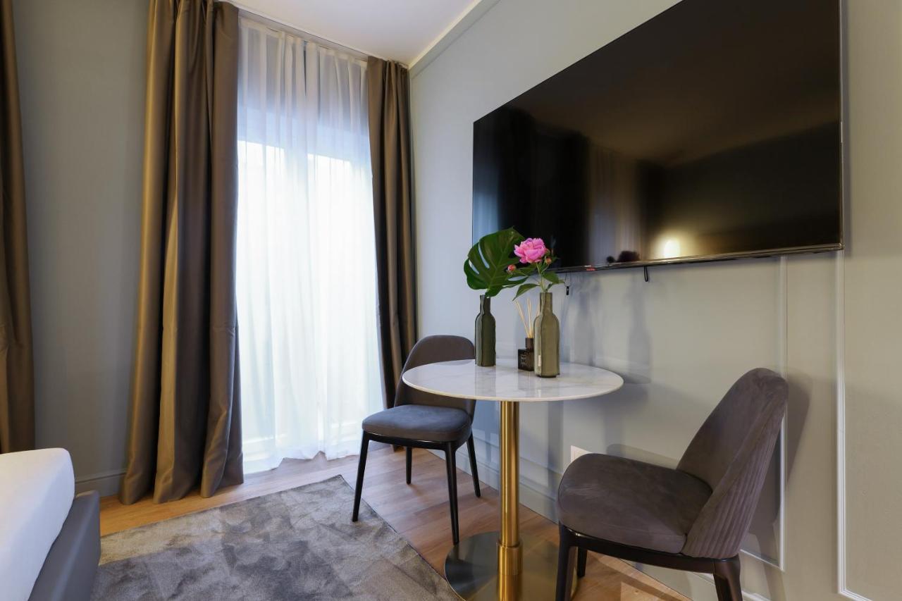 Prestige Boutique Aparthotel - Piazza Duomo View Milan Exterior photo