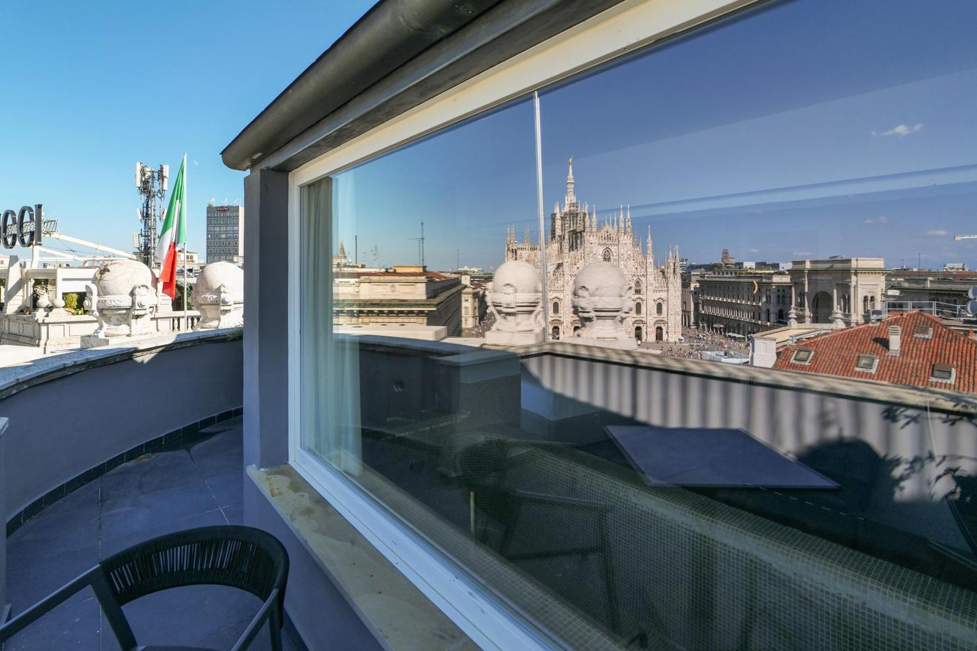 Prestige Boutique Aparthotel - Piazza Duomo View Milan Exterior photo